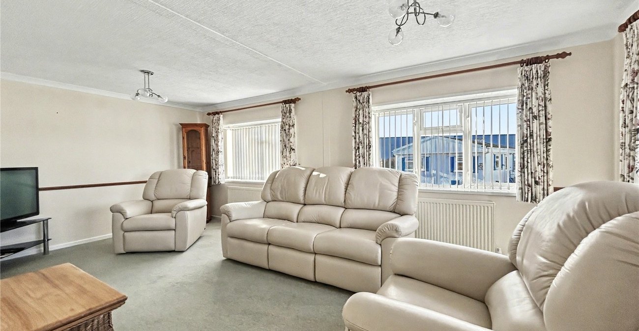 2 bedroom bungalow for sale in Otterham Quay Lane | Robinson Michael & Jackson