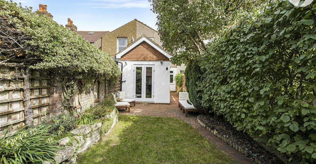 3 bedroom house for sale in Dartford | Robinson Jackson