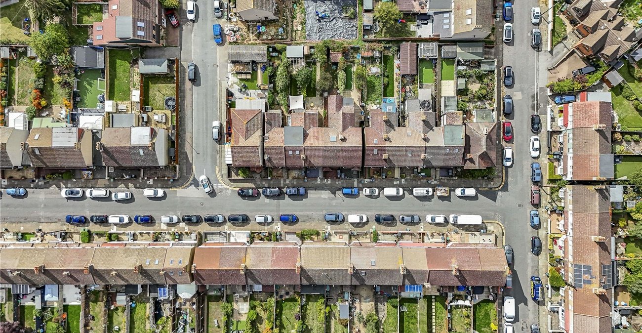 3 bedroom house for sale in Dartford | Robinson Jackson