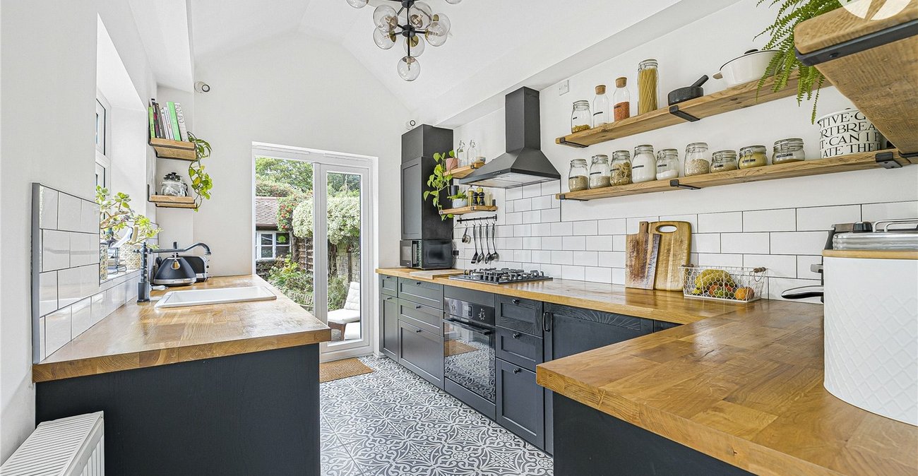 3 bedroom house for sale in Dartford | Robinson Jackson