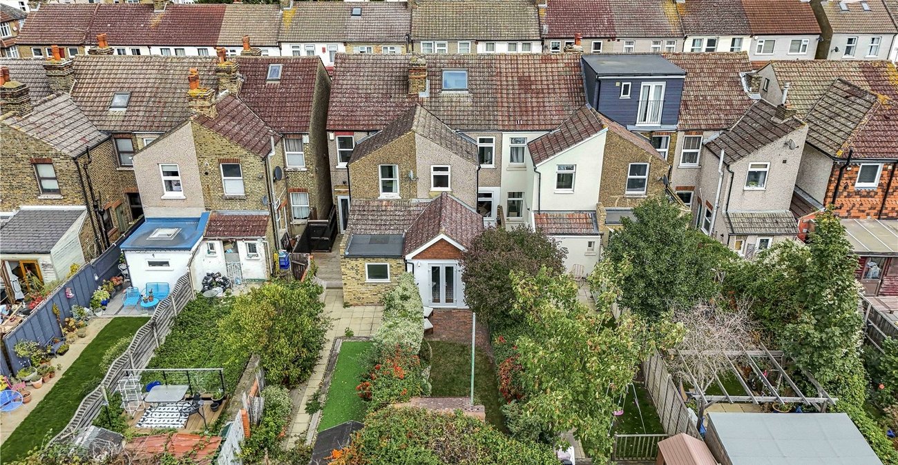 3 bedroom house for sale in Dartford | Robinson Jackson