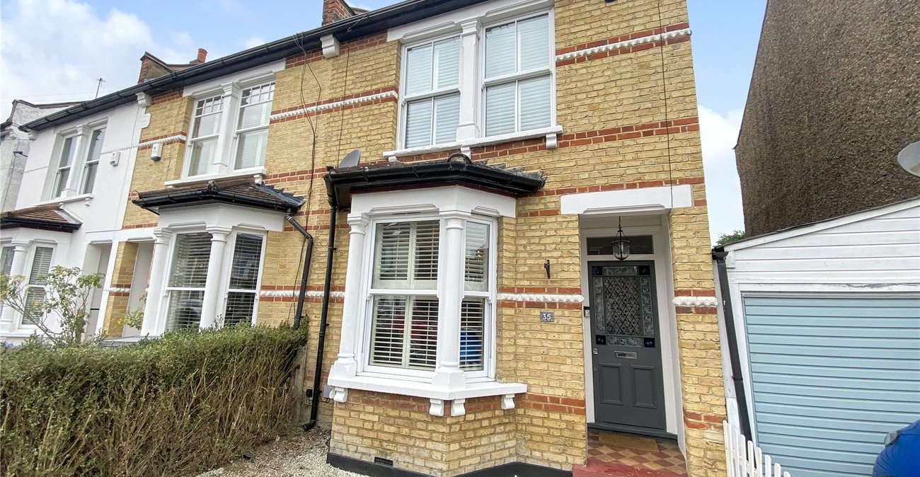 2 bedroom house for sale in Sidcup | Robinson Jackson