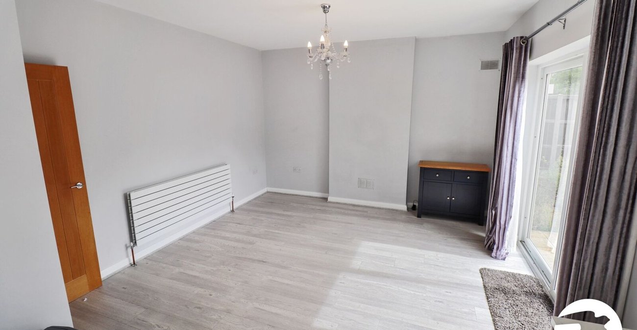 3 bedroom bungalow for sale in Belvedere | Robinson Jackson
