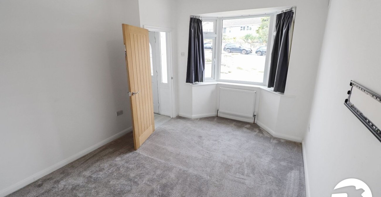 3 bedroom bungalow for sale in Belvedere | Robinson Jackson