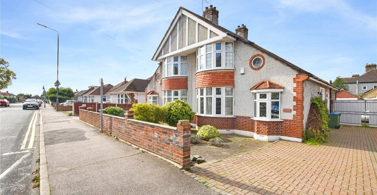 3 bedroom house for sale in Bexleyheath | Robinson Jackson