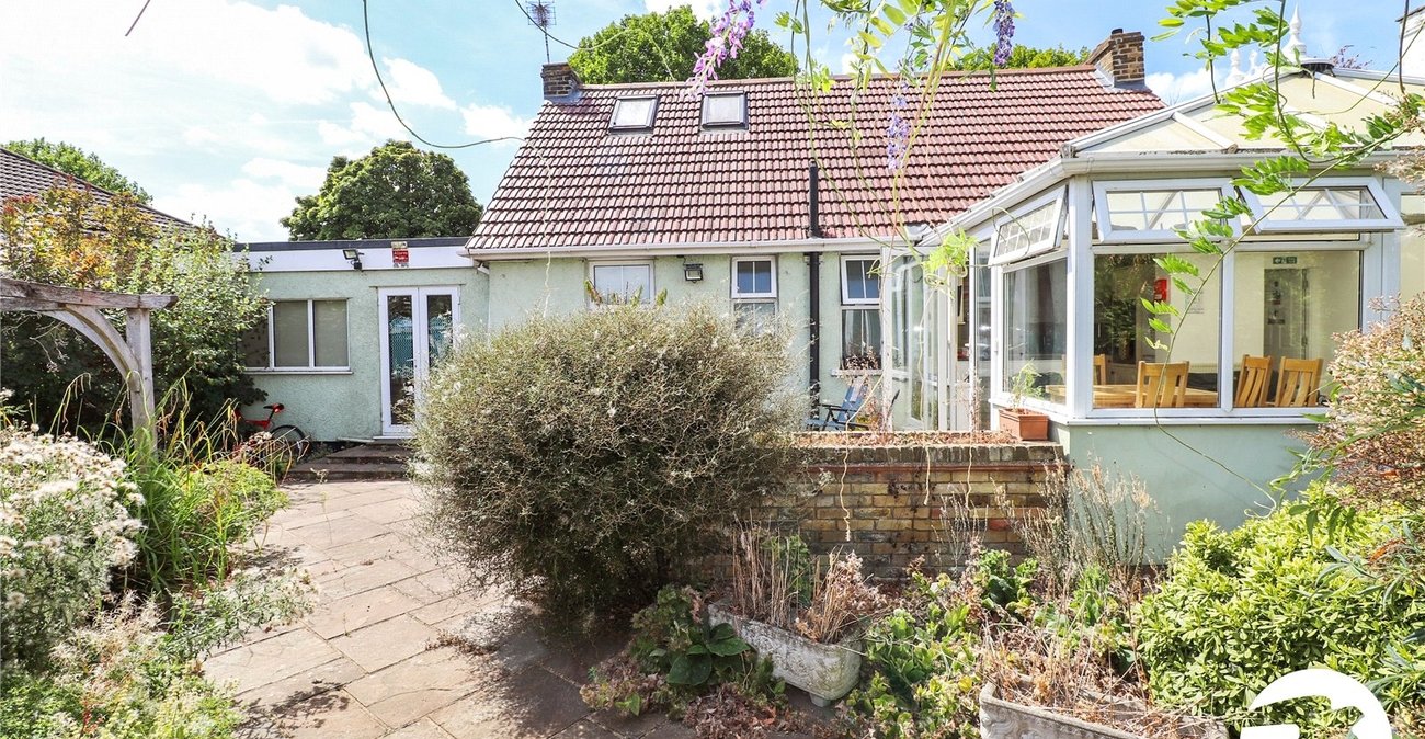 3 bedroom bungalow for sale in Upper Belvedere | Robinson Jackson