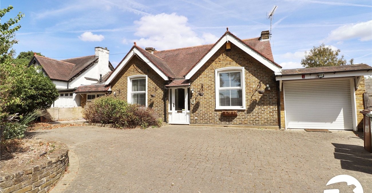3 bedroom bungalow for sale in Upper Belvedere | Robinson Jackson