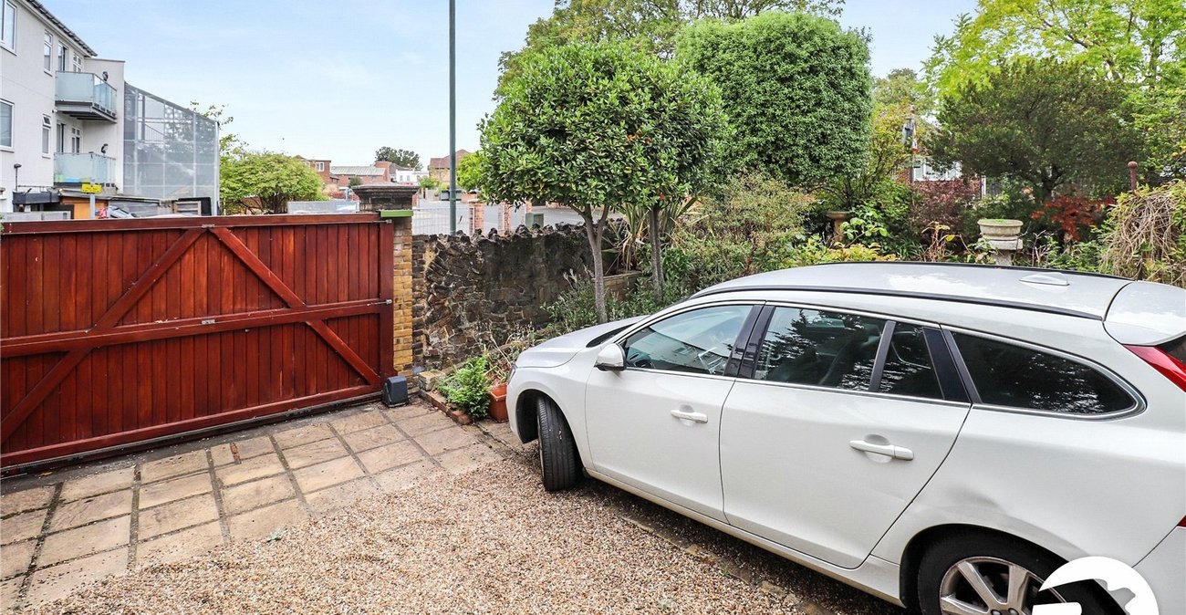 4 bedroom house for sale in Belvedere | Robinson Jackson