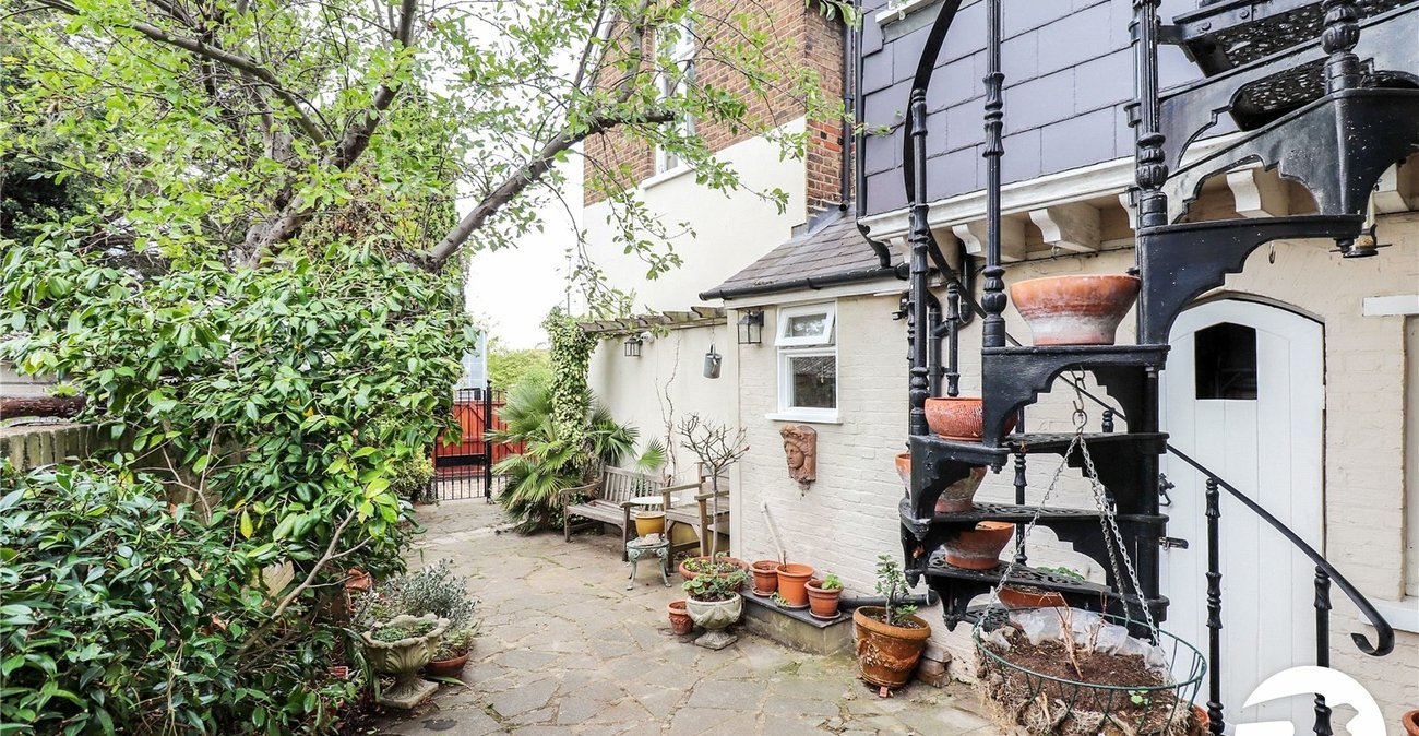 4 bedroom house for sale in Belvedere | Robinson Jackson