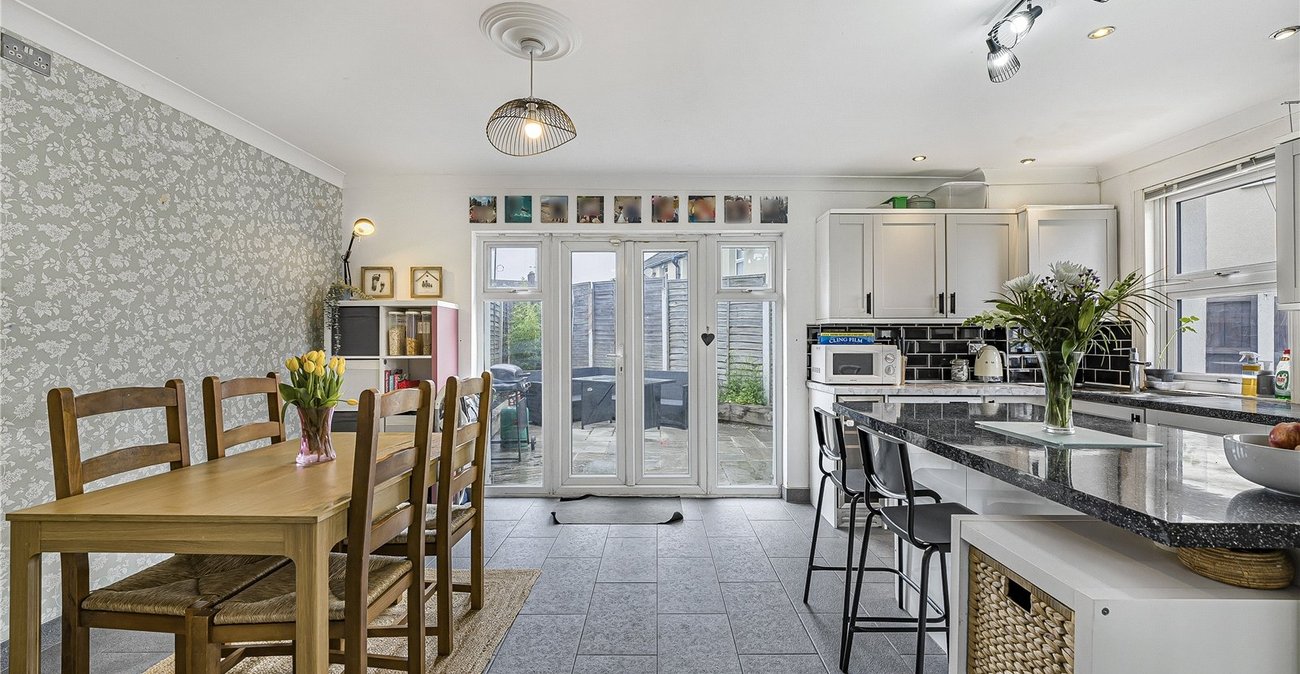 3 bedroom house for sale in Dartford | Robinson Jackson