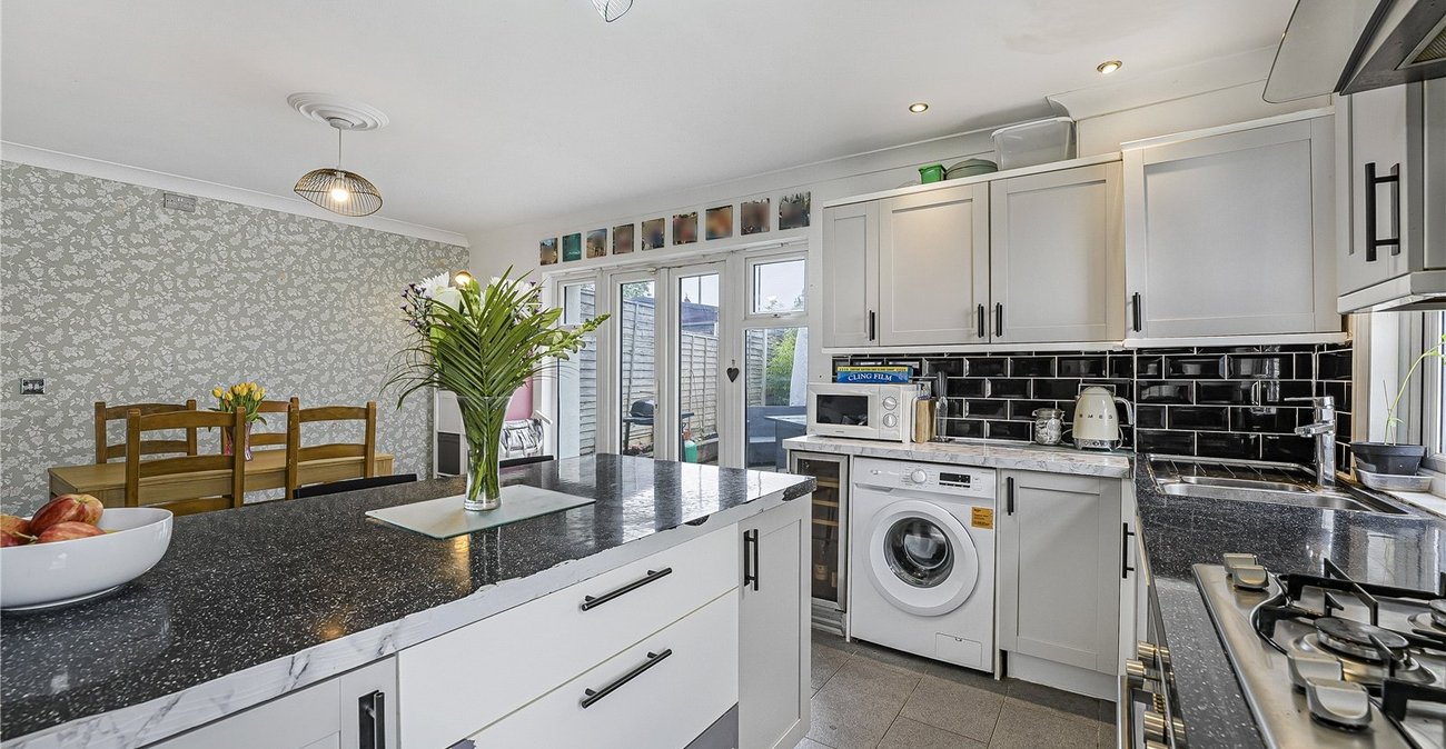 3 bedroom house for sale in Dartford | Robinson Jackson