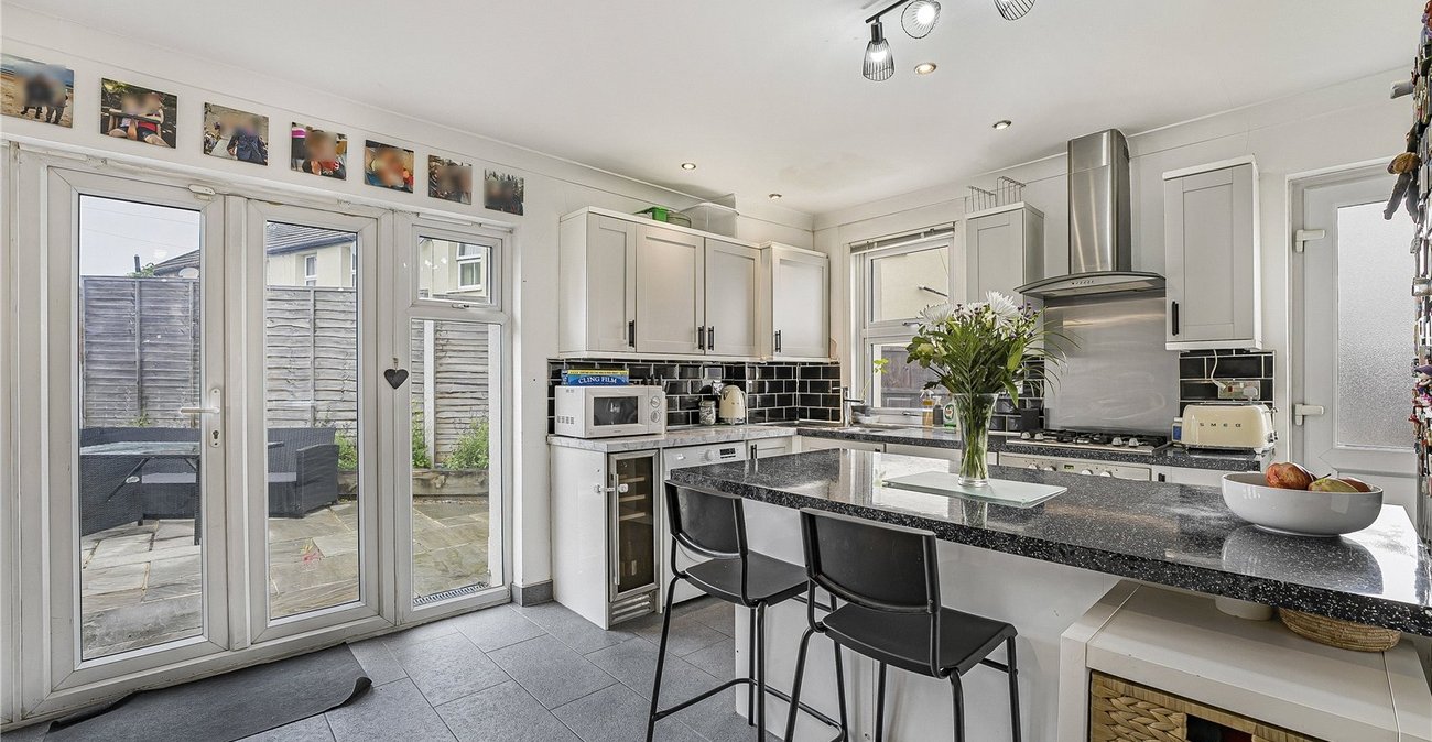 3 bedroom house for sale in Dartford | Robinson Jackson