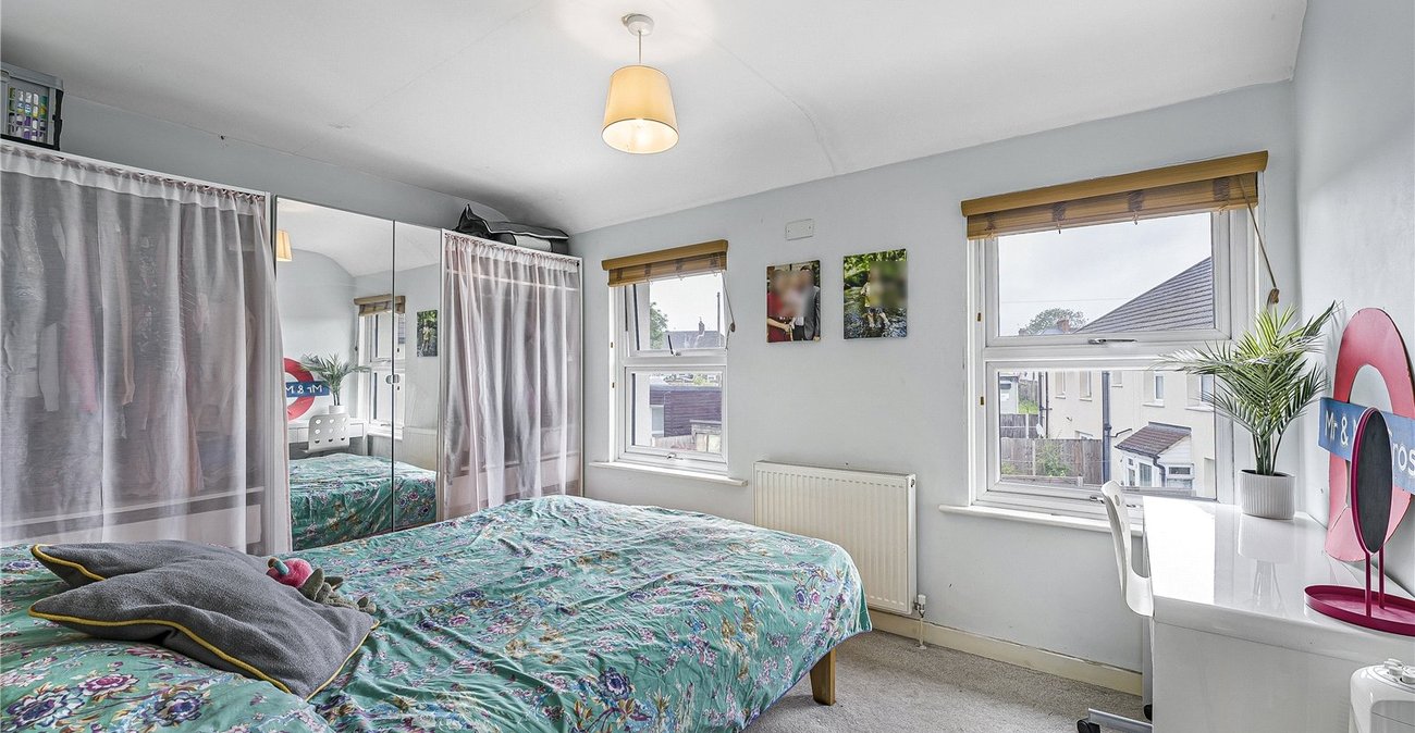 3 bedroom house for sale in Dartford | Robinson Jackson