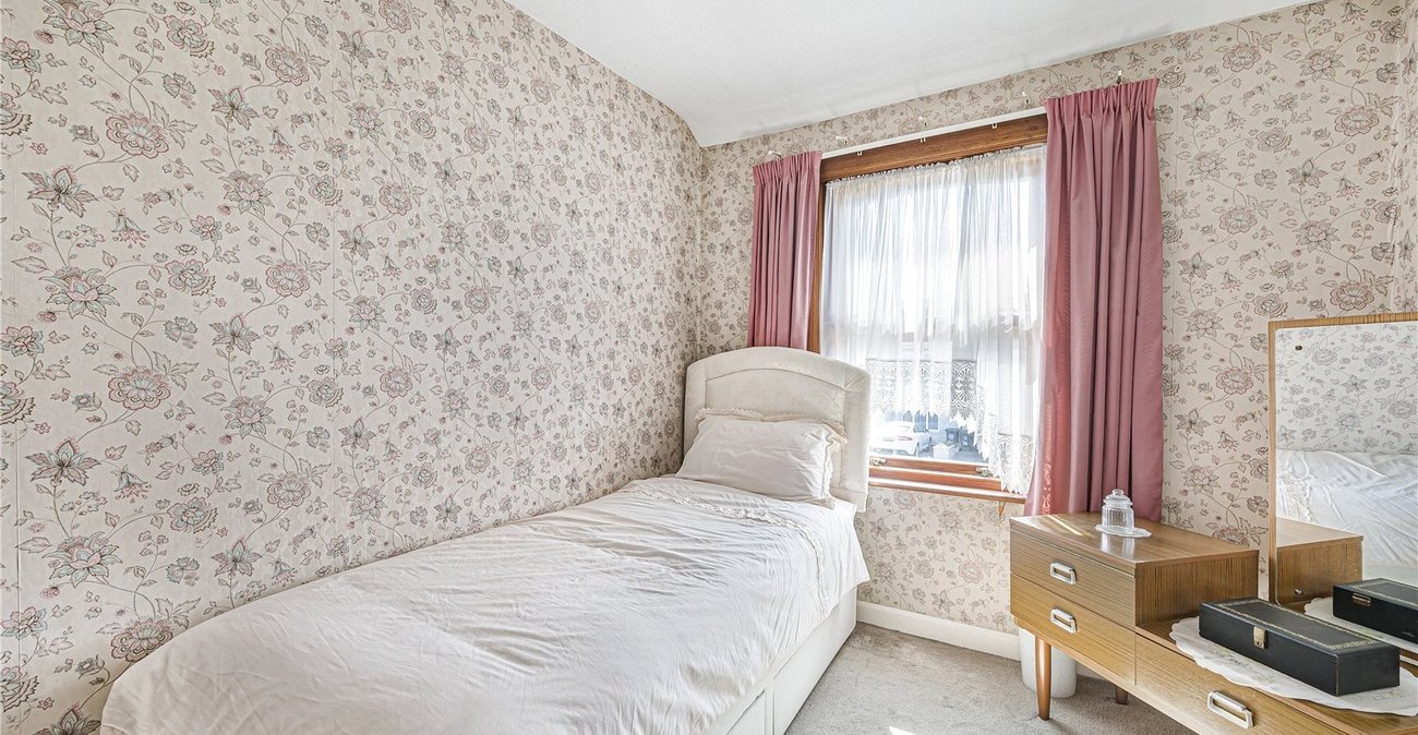 3 bedroom house for sale in Dartford | Robinson Jackson