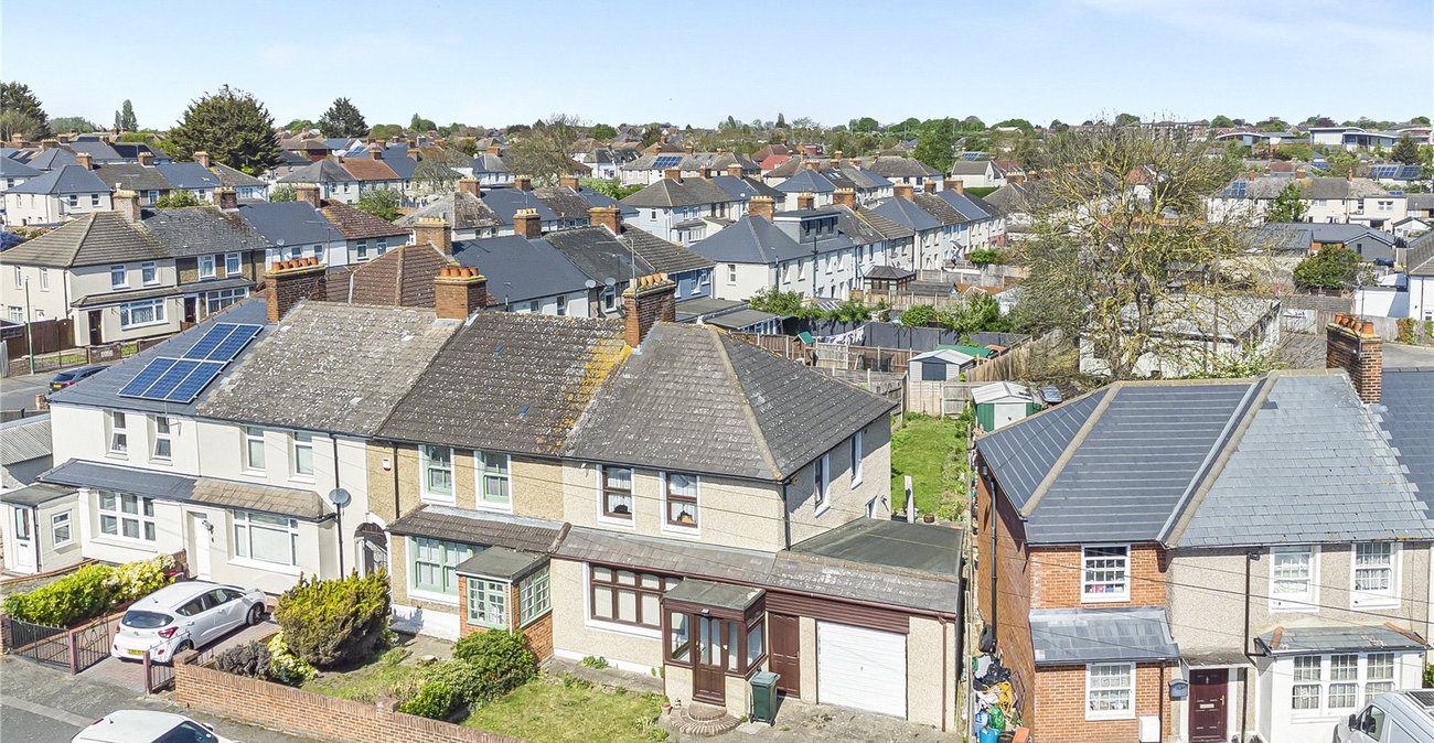 3 bedroom house for sale in Dartford | Robinson Jackson