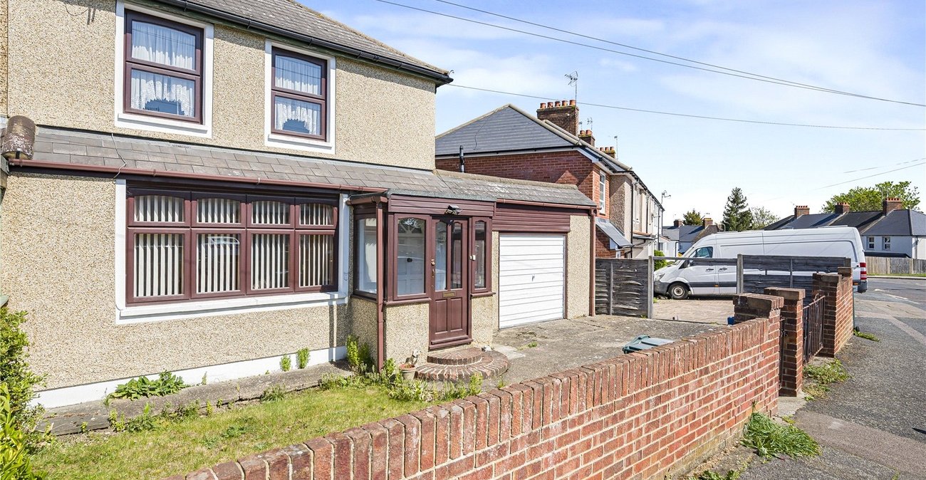 3 bedroom house for sale in Dartford | Robinson Jackson