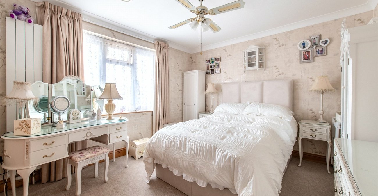 3 bedroom house for sale in Rochester | Robinson Michael & Jackson