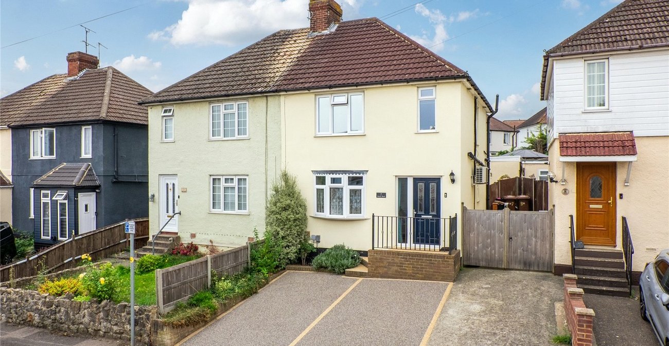 3 bedroom house for sale in Rochester | Robinson Michael & Jackson