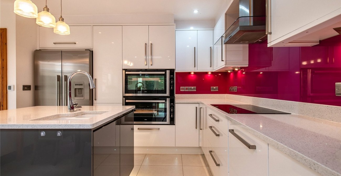 3 bedroom house for sale in Rochester | Robinson Michael & Jackson