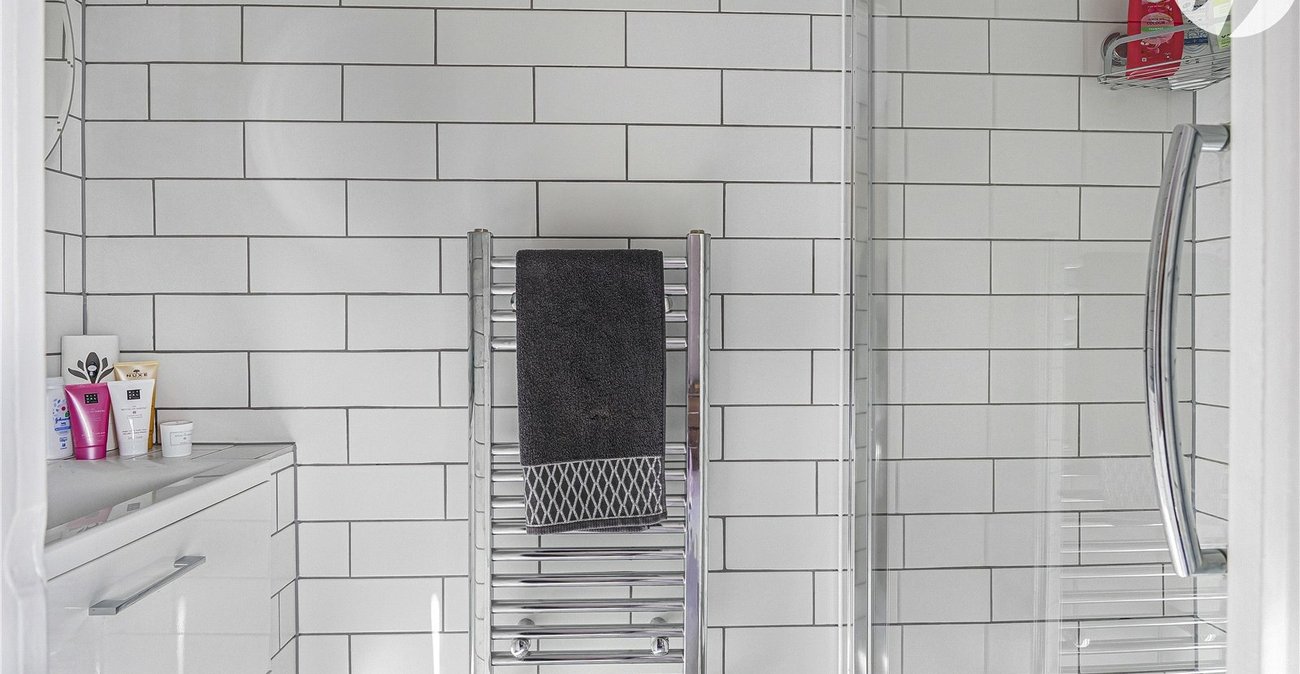 4 bedroom house for sale in Swanley | Robinson Jackson