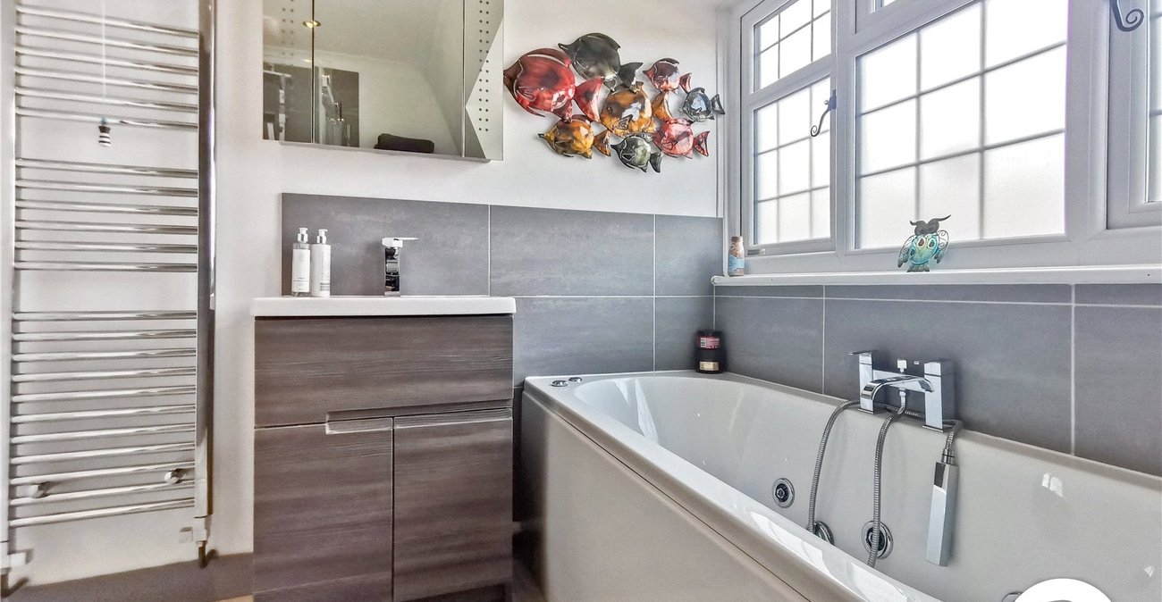4 bedroom house for sale in Swanley Village | Robinson Jackson