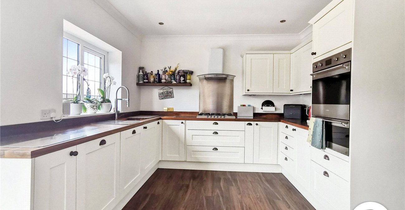 4 bedroom house for sale in Swanley Village | Robinson Jackson