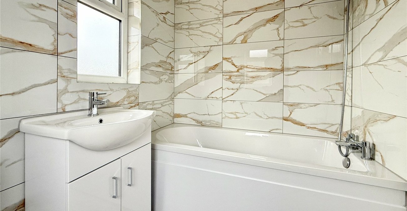 2 bedroom house for sale in Farningham | Robinson Jackson