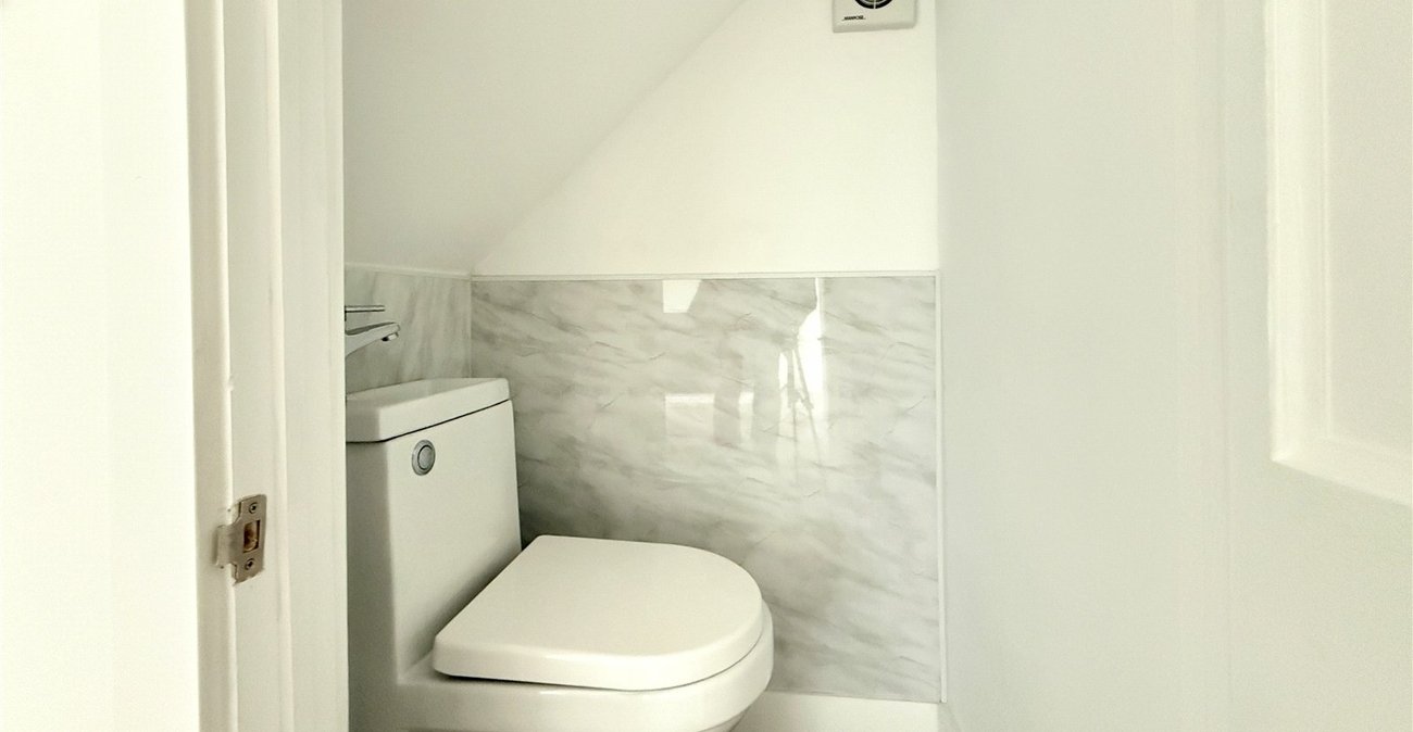 2 bedroom house for sale in Farningham | Robinson Jackson