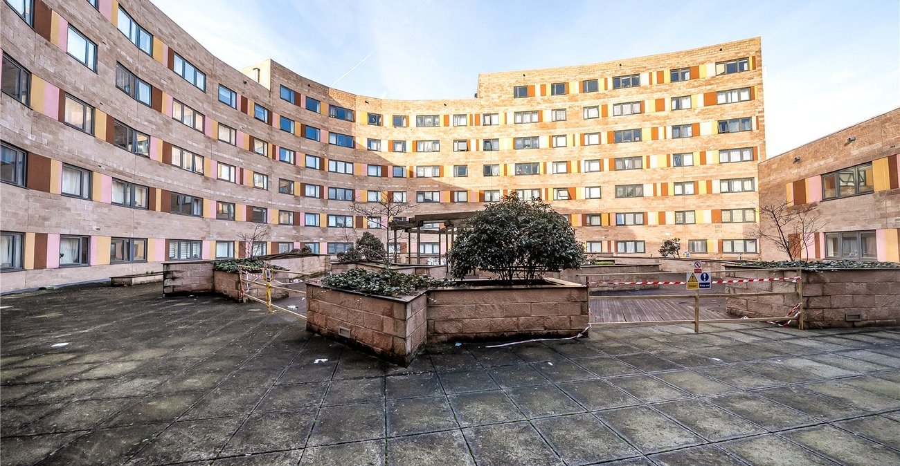 1 bedroom property for sale in London | Robinson Jackson