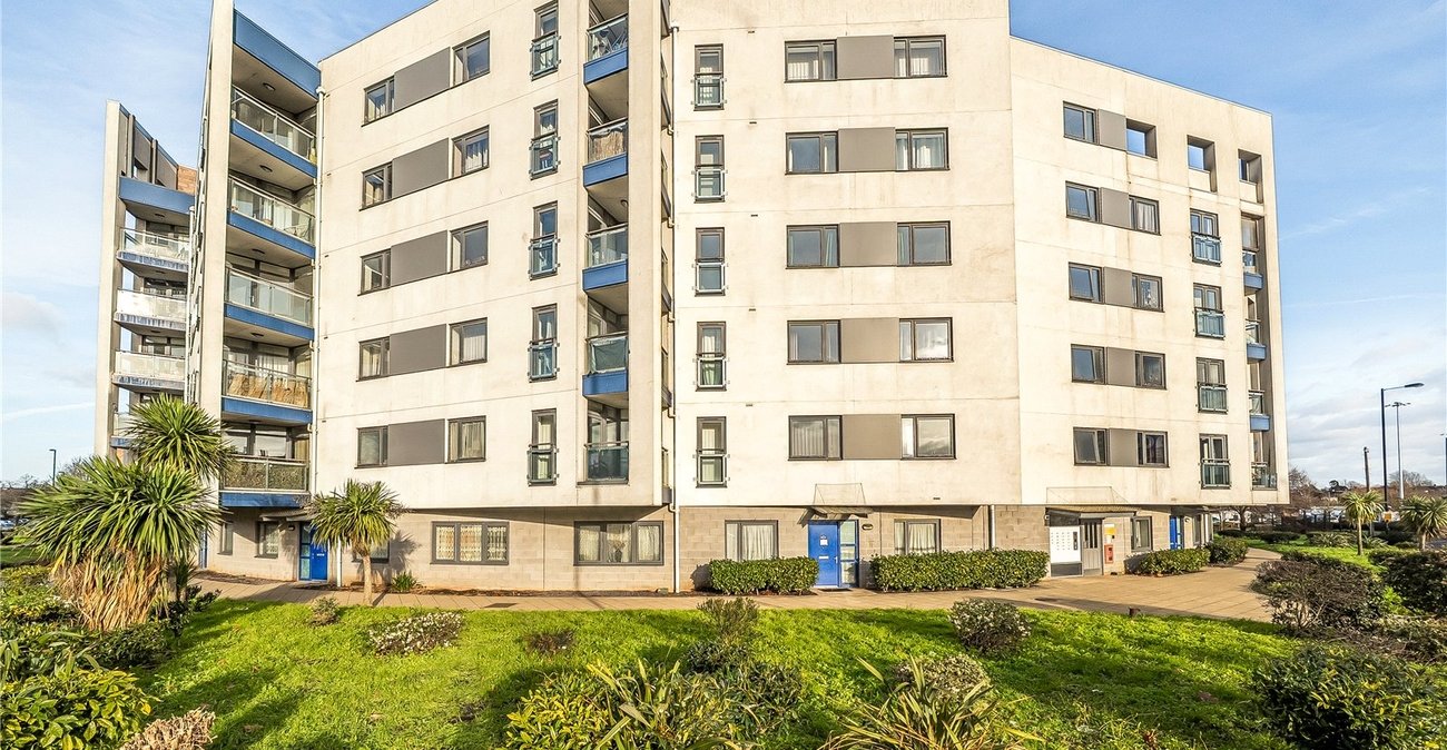 1 bedroom property for sale in London | Robinson Jackson