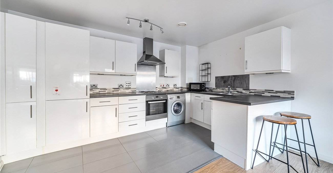 1 bedroom property for sale in London | Robinson Jackson