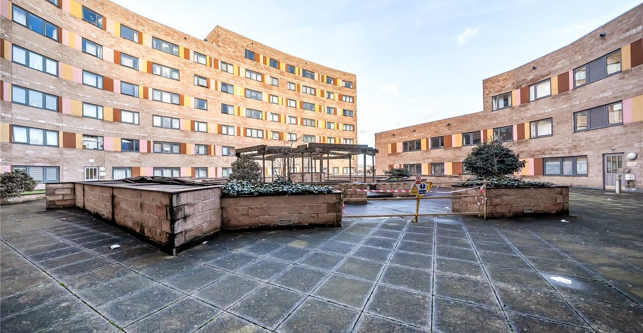 1 bedroom property for sale in London | Robinson Jackson
