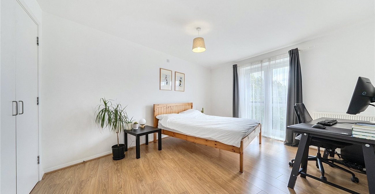1 bedroom property for sale in Sydenham | Robinson Jackson