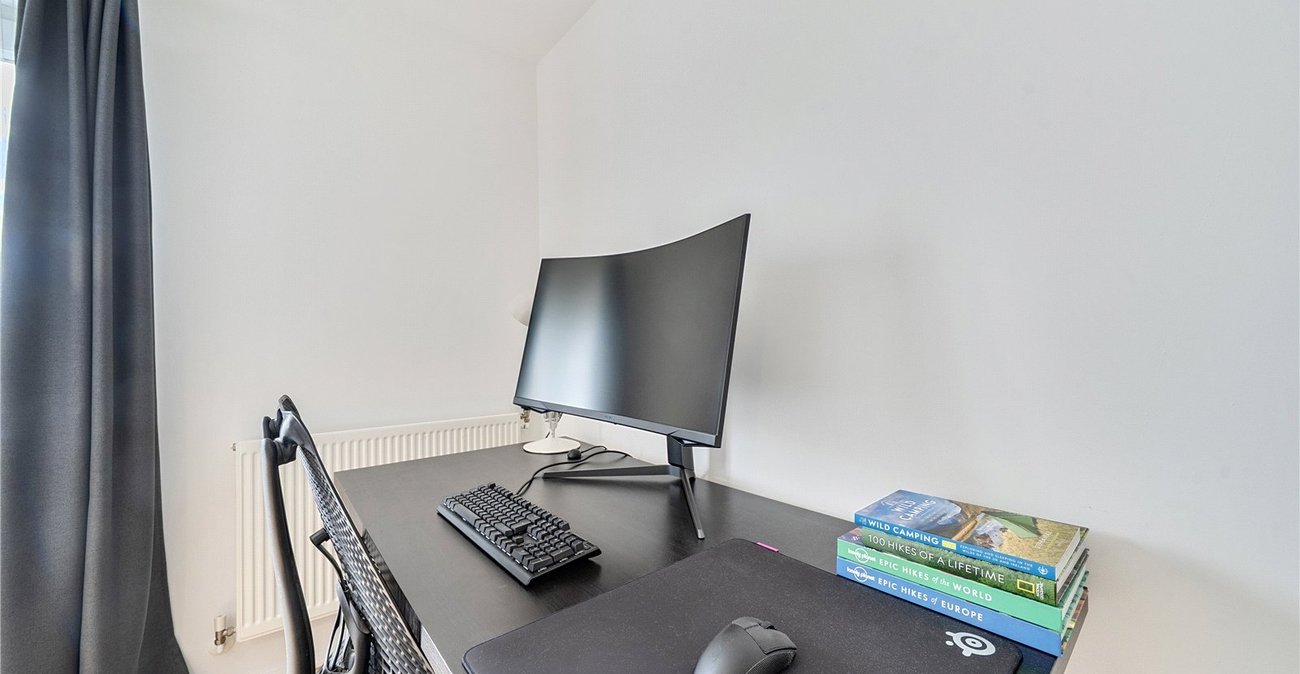 1 bedroom property for sale in Sydenham | Robinson Jackson