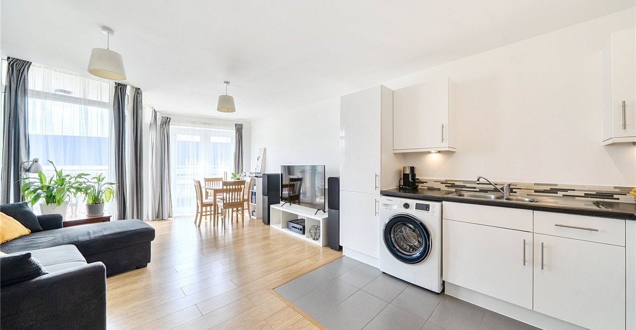 1 bedroom property for sale in Sydenham | Robinson Jackson