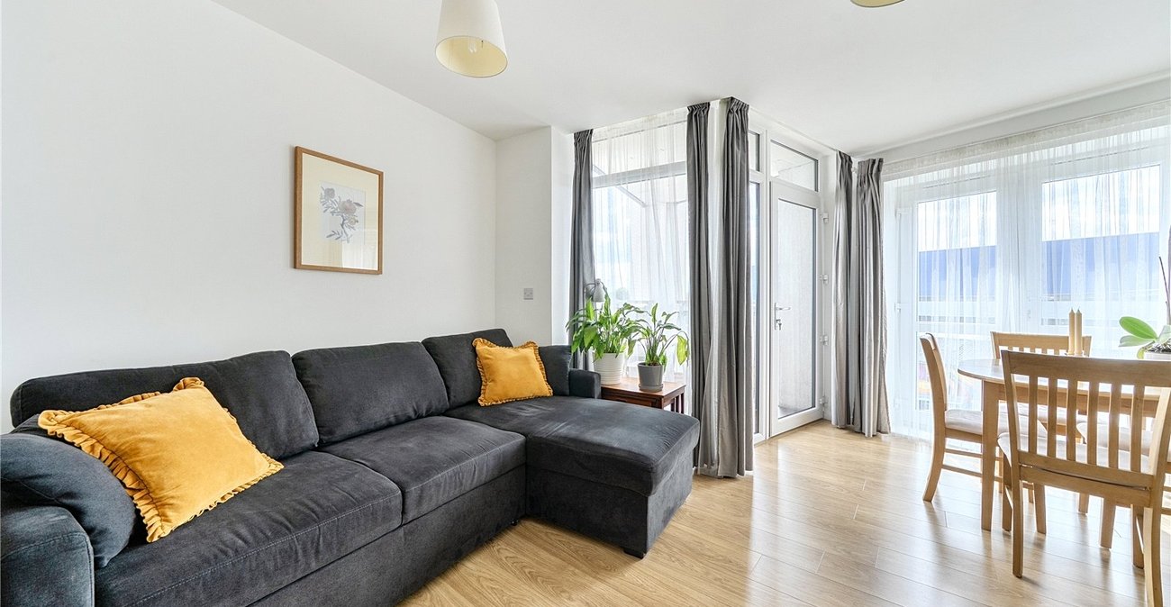 1 bedroom property for sale in Sydenham | Robinson Jackson
