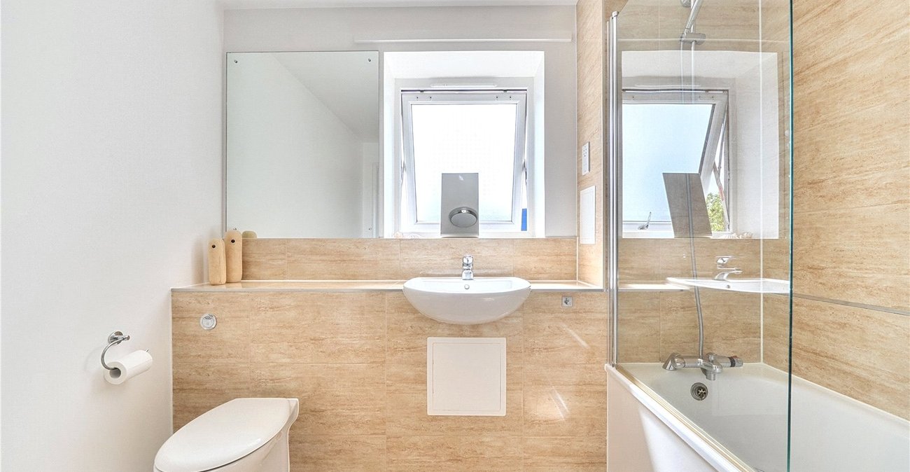 1 bedroom property for sale in Sydenham | Robinson Jackson