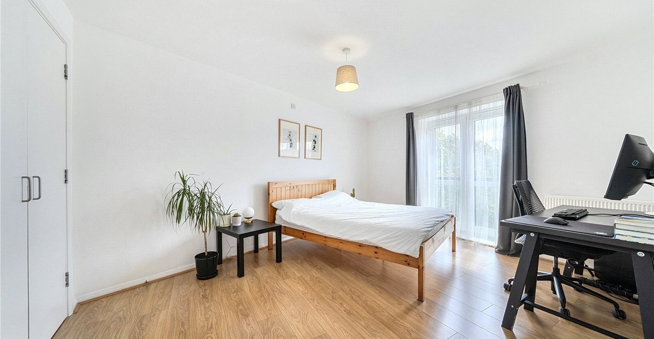 1 bedroom property for sale in Sydenham | Robinson Jackson