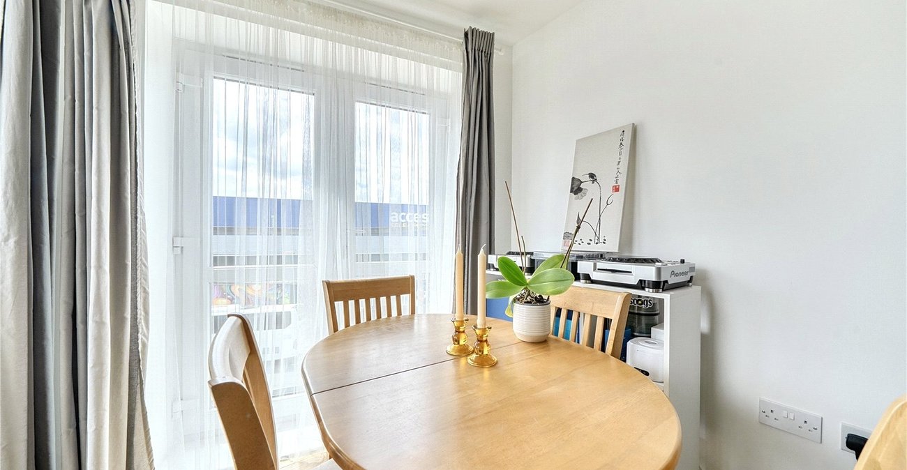1 bedroom property for sale in Sydenham | Robinson Jackson
