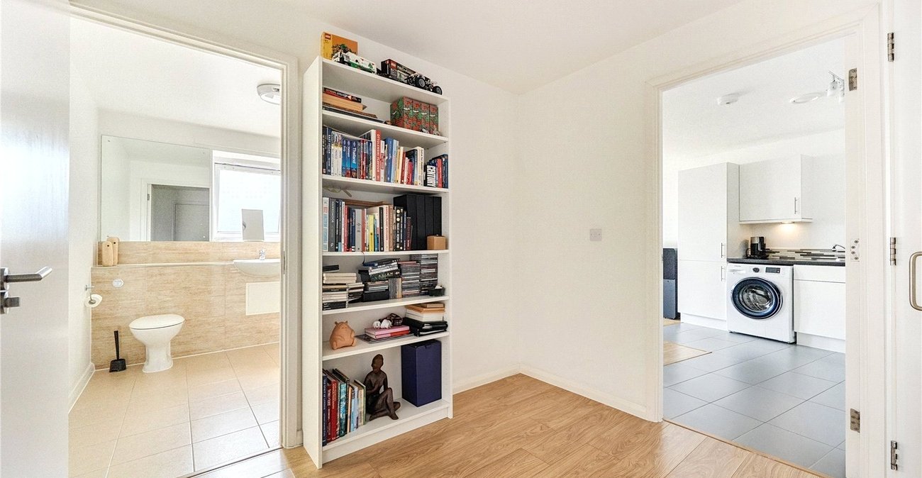 1 bedroom property for sale in Sydenham | Robinson Jackson