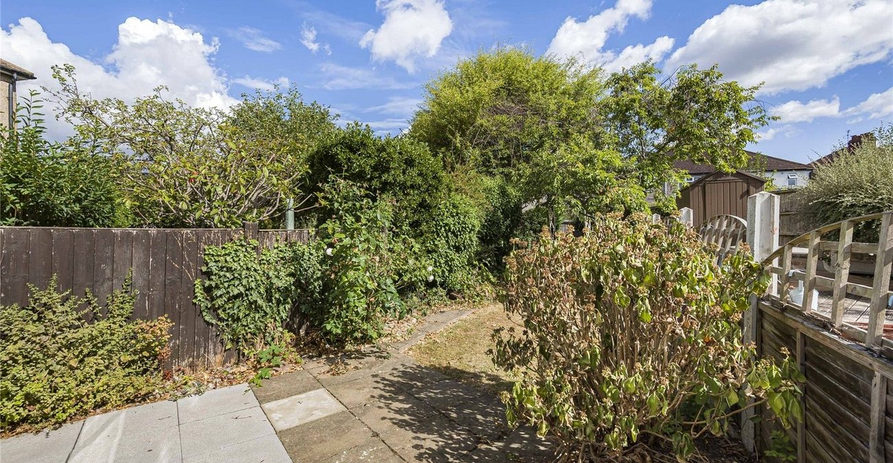 2 bedroom property for sale in Welling | Robinson Jackson