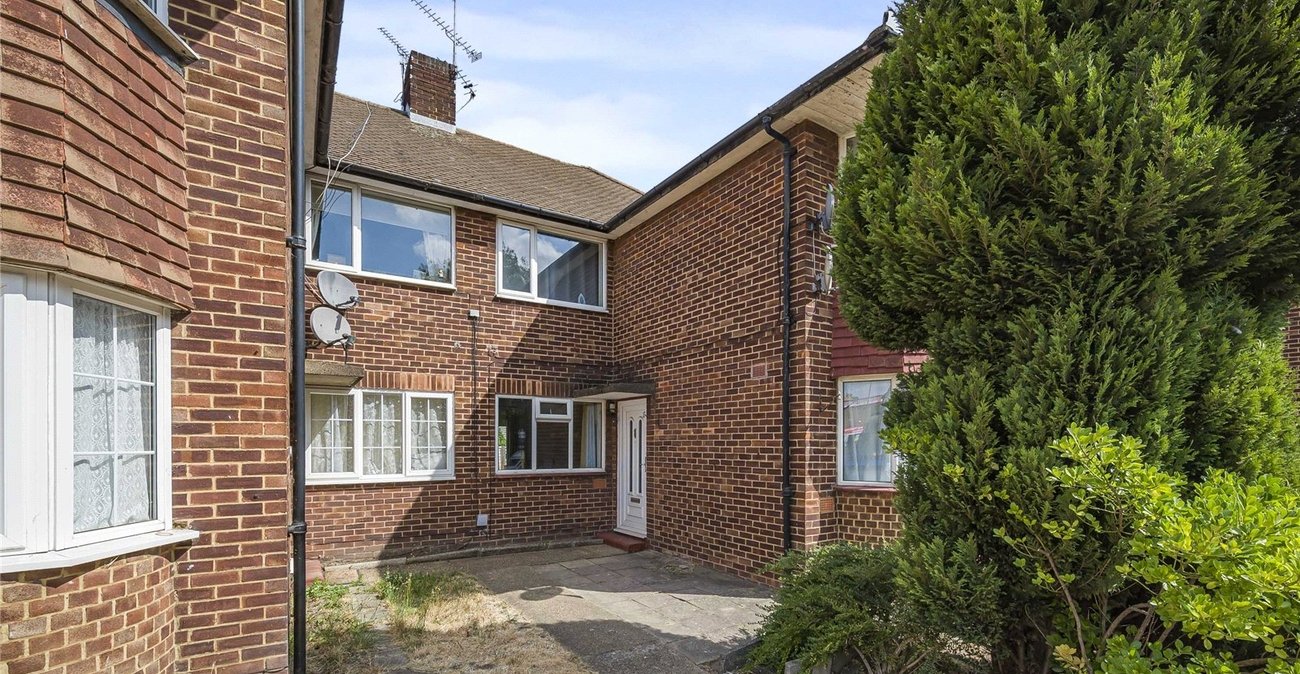 2 bedroom property for sale in Welling | Robinson Jackson