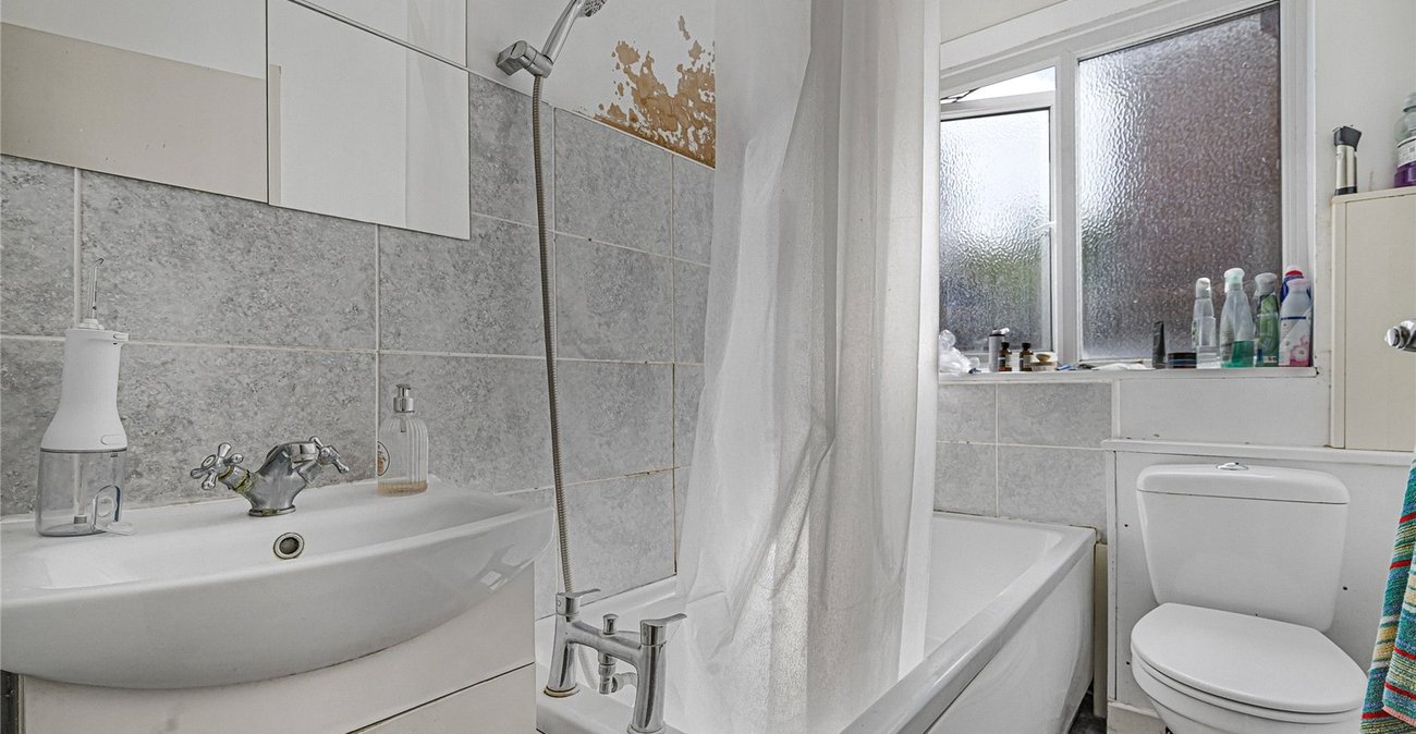 2 bedroom property for sale in Welling | Robinson Jackson