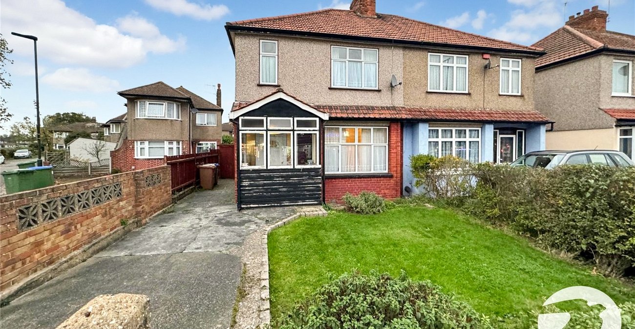 3 bedroom house for sale in Welling | Robinson Jackson