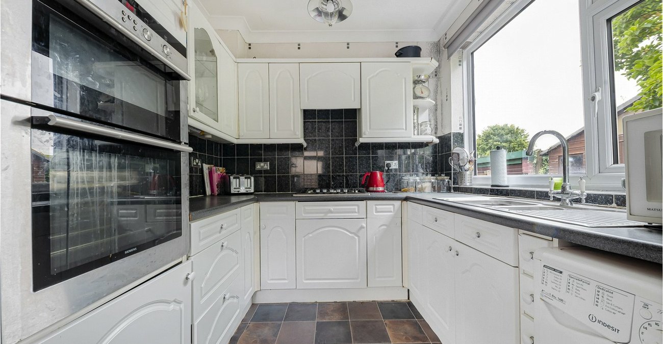 3 bedroom house for sale in Welling | Robinson Jackson