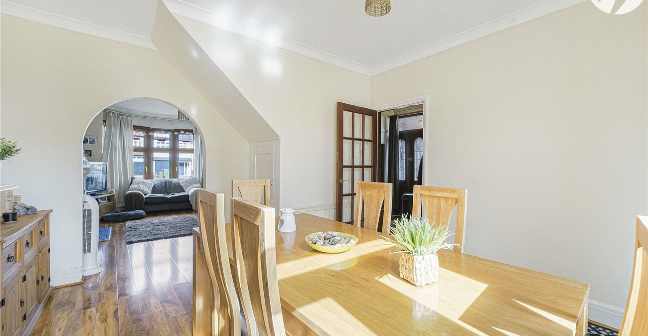 3 bedroom house for sale in Welling | Robinson Jackson