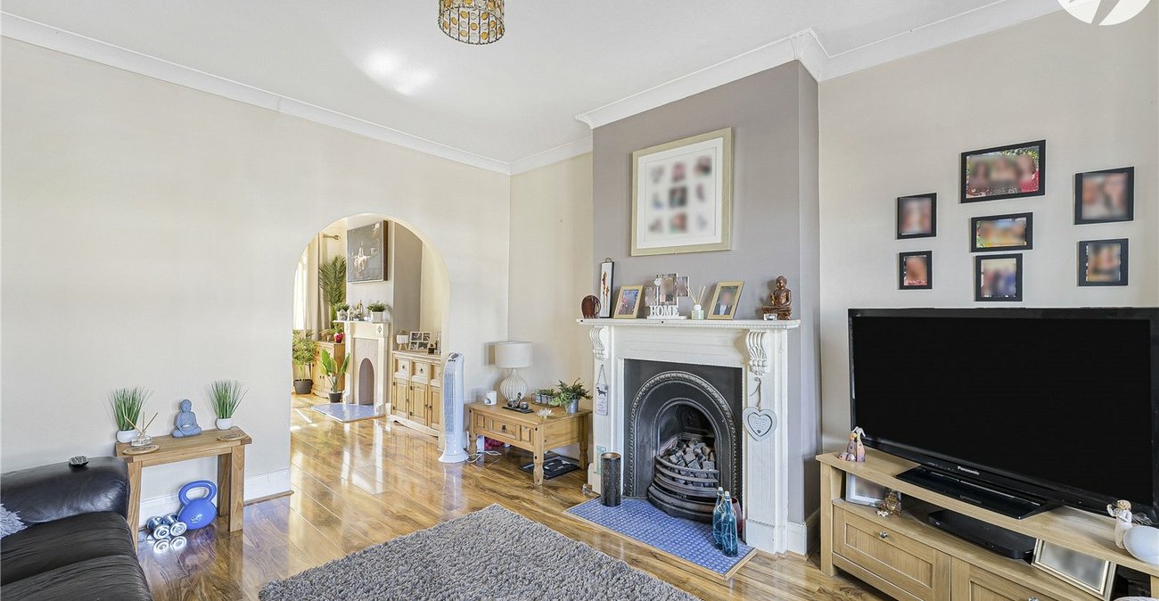 3 bedroom house for sale in Welling | Robinson Jackson