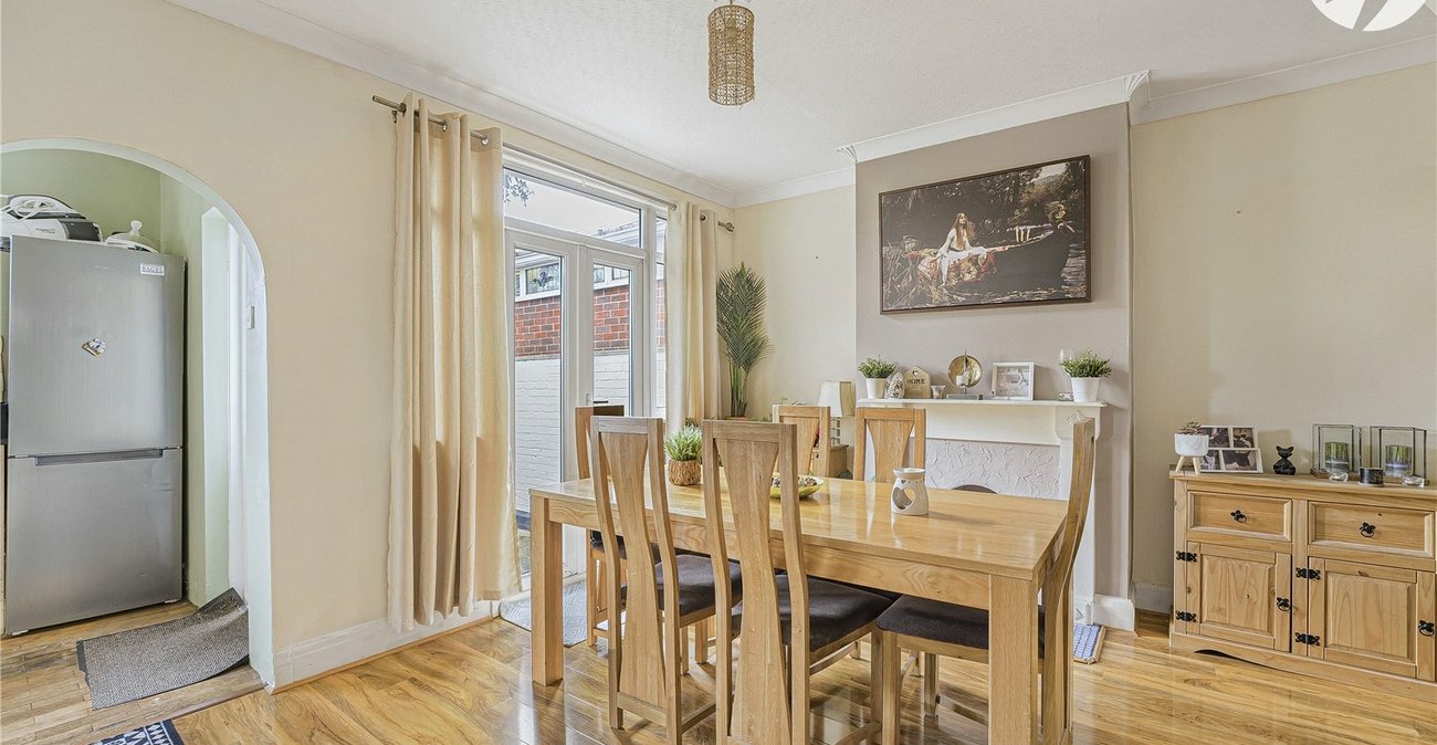 3 bedroom house for sale in Welling | Robinson Jackson