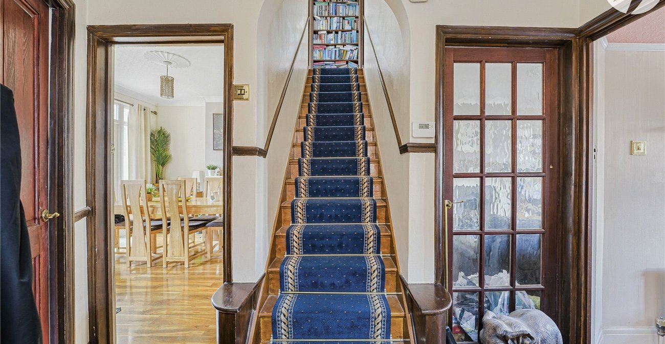 3 bedroom house for sale in Welling | Robinson Jackson