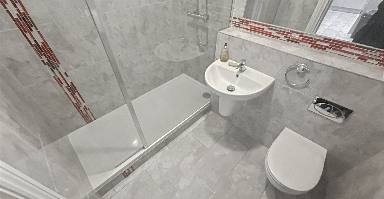 2 bedroom property for sale in Welling | Robinson Jackson